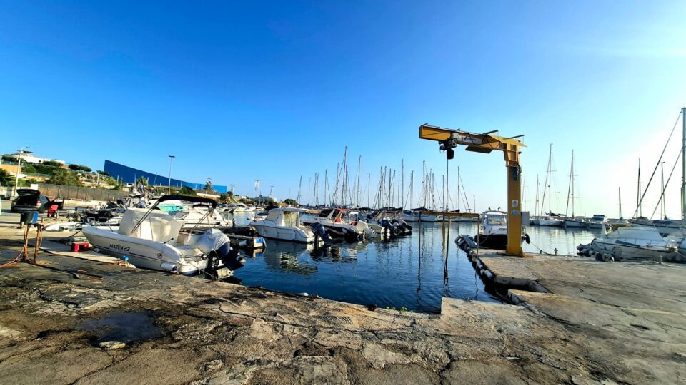 RETTIFICA – Cantiere Nautico Mirabelli: precisazioni sull’assetto successorio e societario